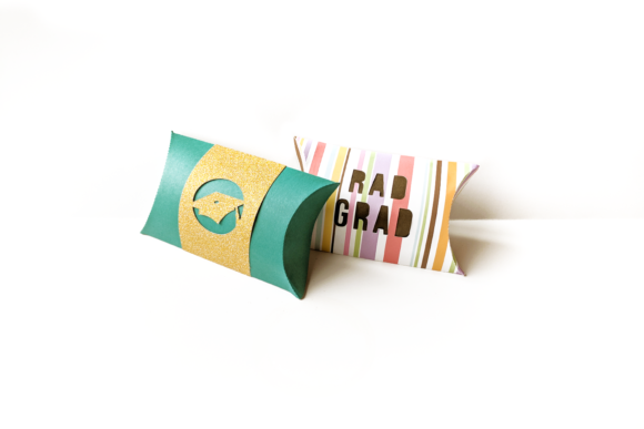 Graduation Pillow Box: A 3D SVG Gift Design for Visual Storytelling