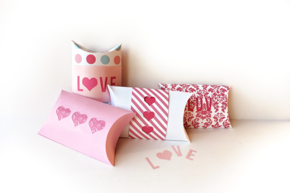 Valentine Love and Hearts Pillow Box – 3D SVG Gift Box Designs for Creative Sellers